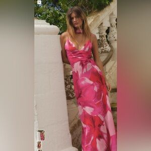 Zara limited elegant floral Dress shirts size L